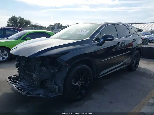 JTJHZKEAXL2017674 2020 LEXUS RX - Image 2
