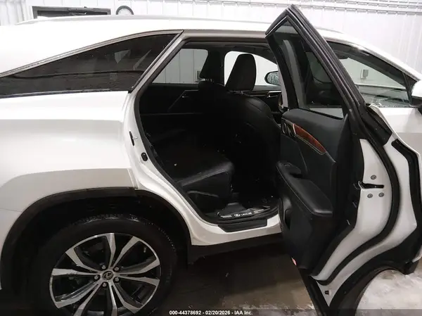 JTJHZKFA1N2040147 2022 LEXUS RX - Image 8