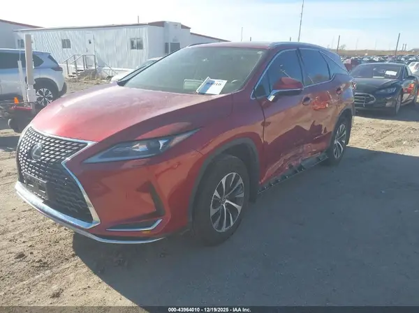 JTJHZKFA3M2033327 2021 LEXUS RX - Image 2
