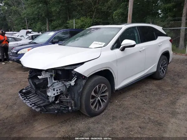 JTJHZKFA5N2041379 2022 LEXUS RX - Image 2