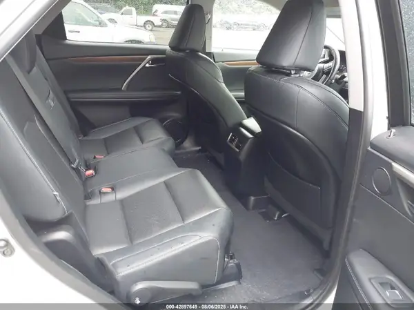 JTJHZKFA5N2041379 2022 LEXUS RX - Image 8