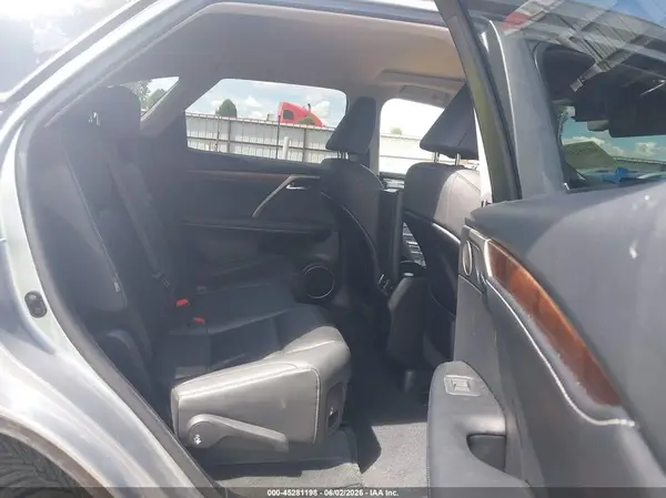 JTJHZKFA8N2036872 2022 LEXUS RX - Image 8