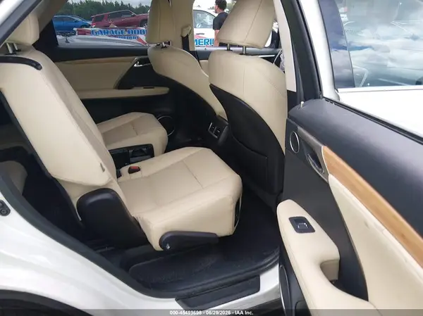 JTJHZKFA9N2037111 2022 LEXUS RX - Image 8