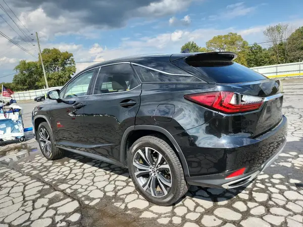 JTJHZMDA0M2050956 2021 LEXUS RX - Image 2