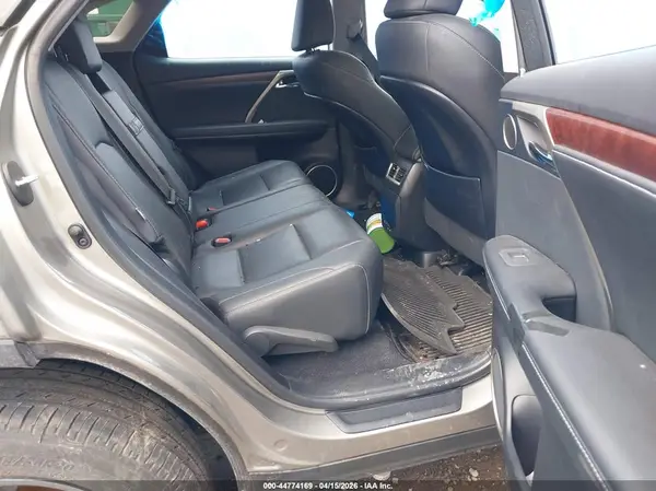JTJHZMDA0M2053663 2021 LEXUS RX - Image 8
