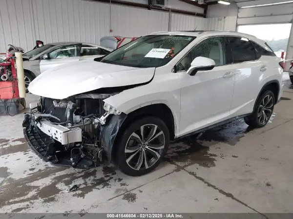 JTJHZMDA1M2050626 2021 LEXUS RX - Image 2