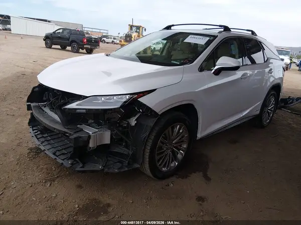 JTJJGKFA2N2024031 2022 LEXUS RX - Image 2