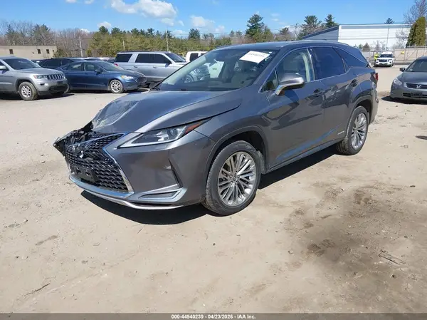 JTJJGKFA5L2010007 2020 LEXUS RX - Image 2