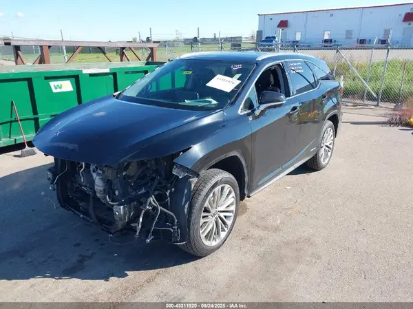 JTJJGKFA5L2011657 2020 LEXUS RX - Image 2