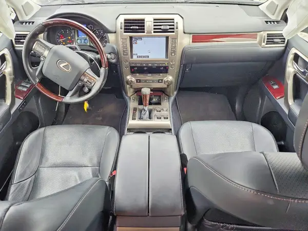 JTJJM7FX0K5238679 2019 LEXUS GX - Image 8