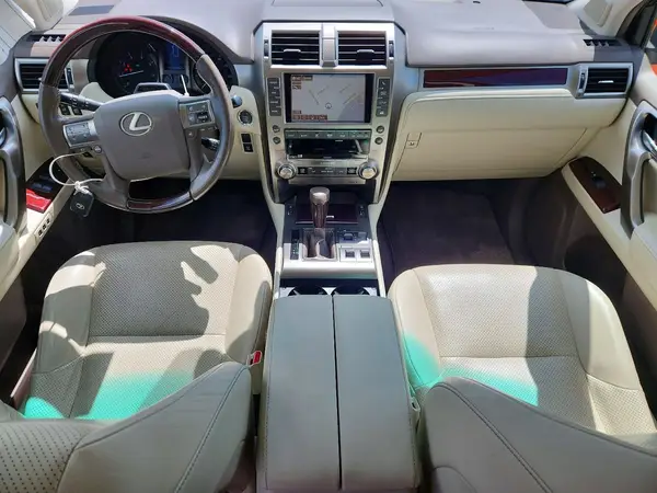 JTJJM7FX1J5199891 2018 LEXUS GX - Image 8