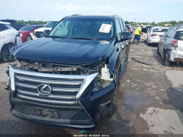 JTJJM7FX2G5126506 2016 LEXUS GX - Image 2