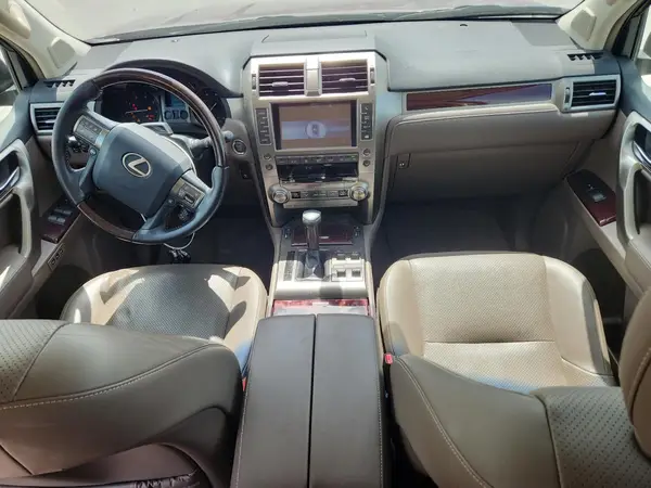 JTJJM7FX2K5216909 2019 LEXUS GX - Image 8