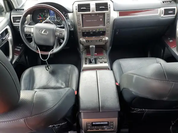 JTJJM7FX2K5240126 2019 LEXUS GX - Image 8