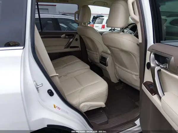 JTJJM7FX3G5125364 2016 LEXUS GX - Image 8