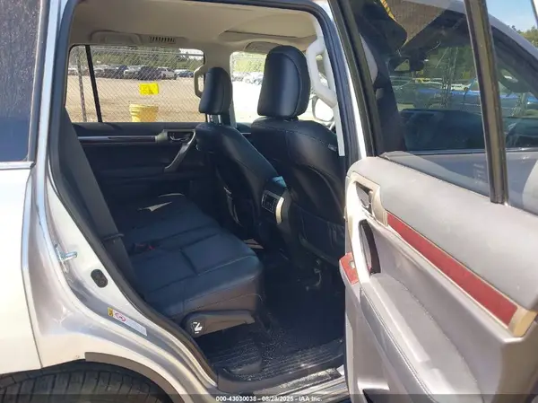 JTJJM7FX3J5189508 2018 LEXUS GX - Image 8