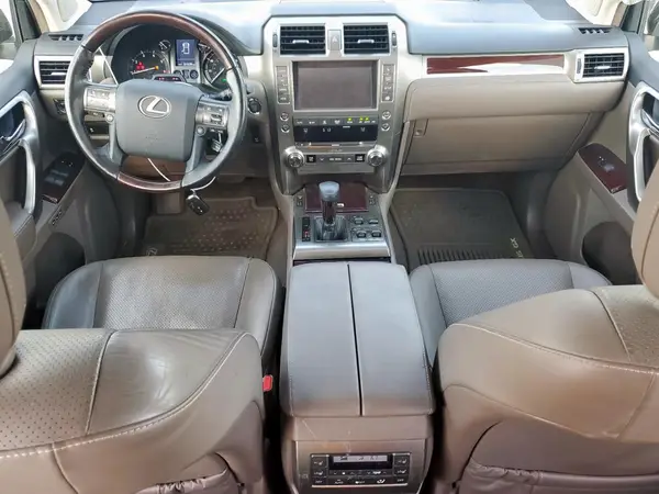 JTJJM7FX3K5215641 2019 LEXUS GX - Image 8