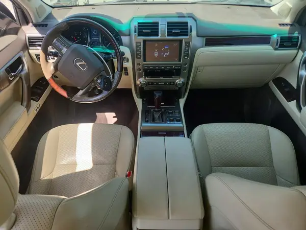 JTJJM7FX5H5151417 2017 LEXUS GX - Image 8