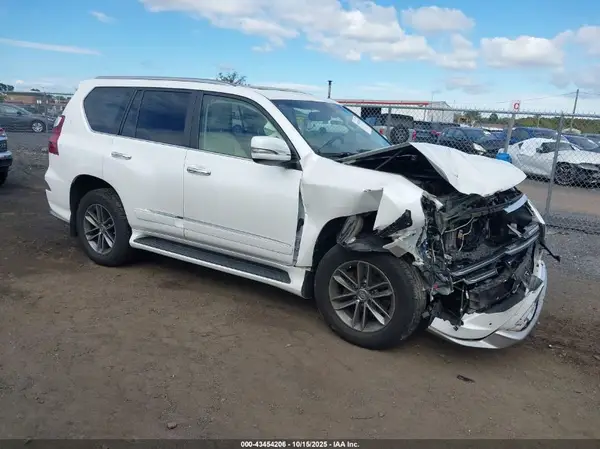 JTJJM7FX6J5194492 2018 LEXUS GX - Image 1