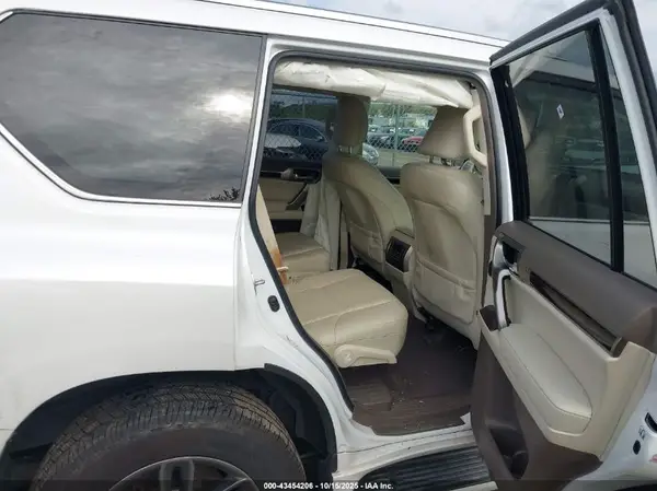 JTJJM7FX6J5194492 2018 LEXUS GX - Image 8