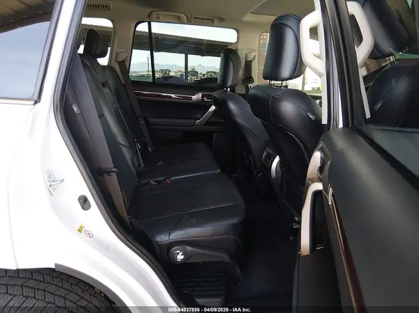 JTJJM7FX7G5140627 2016 LEXUS GX - Image 8