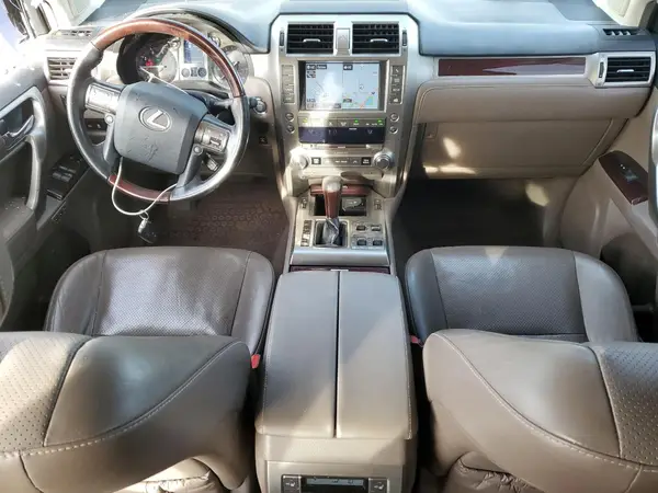 JTJJM7FX7H5170146 2017 LEXUS GX - Image 8