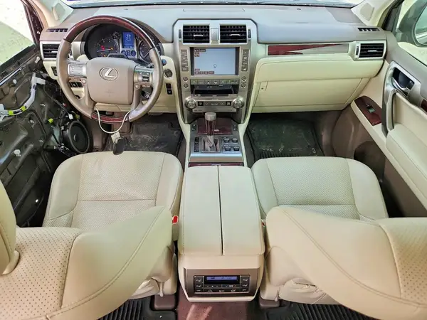 JTJJM7FX7K5222723 2019 LEXUS GX - Image 8