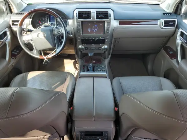 JTJJM7FX7K5236606 2019 LEXUS GX - Image 8