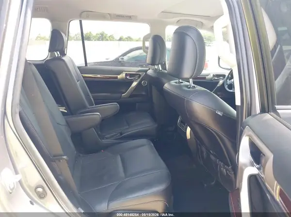 JTJJM7FX8H5160614 2017 LEXUS GX - Image 8