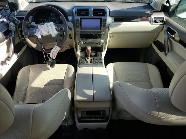 JTJJM7FX9H5160878 2017 LEXUS GX - Image 8
