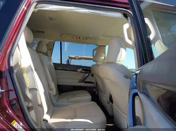 JTJJM7FX9H5180208 2017 LEXUS GX - Image 8