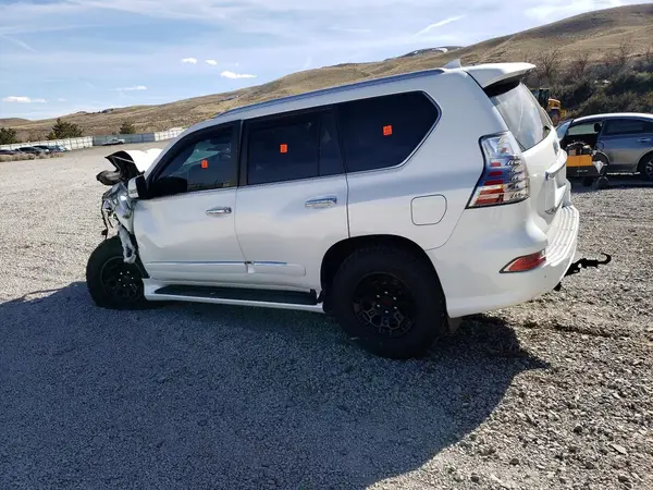 JTJJM7FX9K5210993 2019 LEXUS GX - Image 2