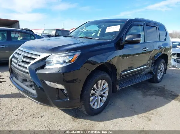 JTJJM7FX9K5219919 2019 LEXUS GX - Image 2