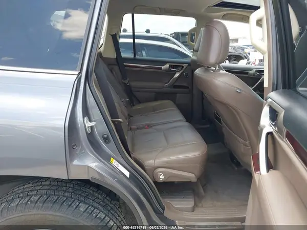 JTJJM7FXXG5138760 2016 LEXUS GX - Image 8