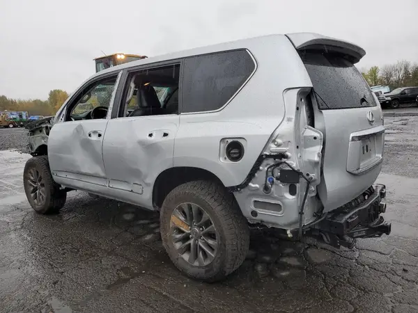 JTJJM7FXXJ5183477 2018 LEXUS GX - Image 2