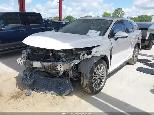 JTJJZKEA8N2026796 2022 LEXUS RX - Image 2