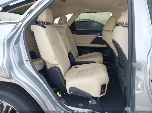 JTJJZKFA4N2040192 2022 LEXUS RX - Image 8