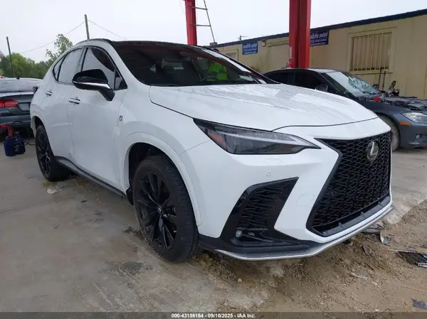 JTJKGCEZ8N5000834 2022 LEXUS NX - Image 1