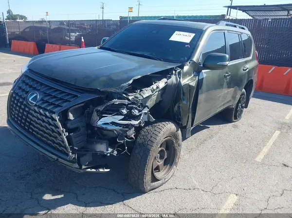 JTJKM7BX1N5321911 2022 LEXUS GX - Image 2