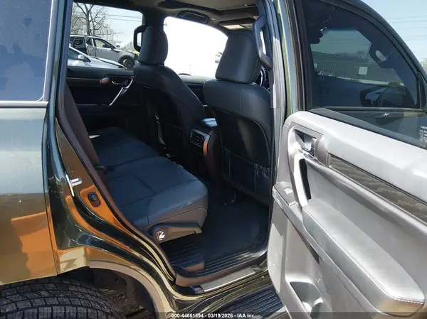 JTJKM7BX2N5317950 2022 LEXUS GX - Image 8