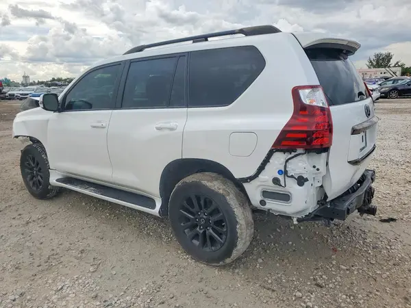 JTJKM7BX5N5318316 2022 LEXUS GX - Image 2