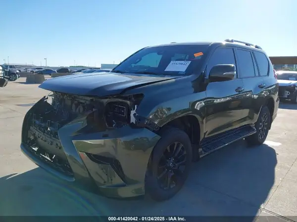 JTJKM7BX8N5311215 2022 LEXUS GX - Image 2