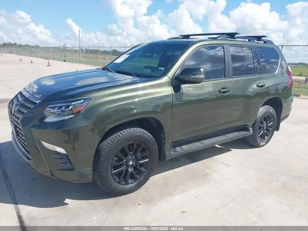 JTJKM7BX9N5321378 2022 LEXUS GX - Image 2