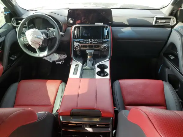 JTJMB7CX0R4043706 2024 LEXUS LX - Image 8