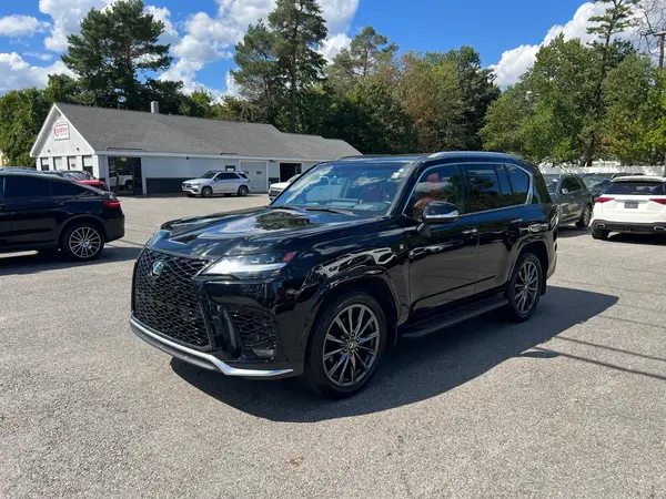 JTJMB7CXXN4008276 2022 LEXUS LX - Image 2