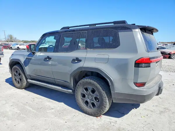 JTJTBCDX0R5007754 2024 LEXUS GX - Image 2