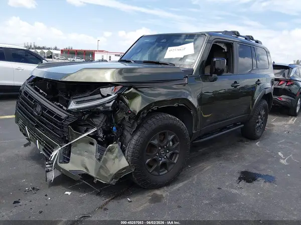 JTJTBCDX0R5024523 2024 LEXUS GX - Image 2