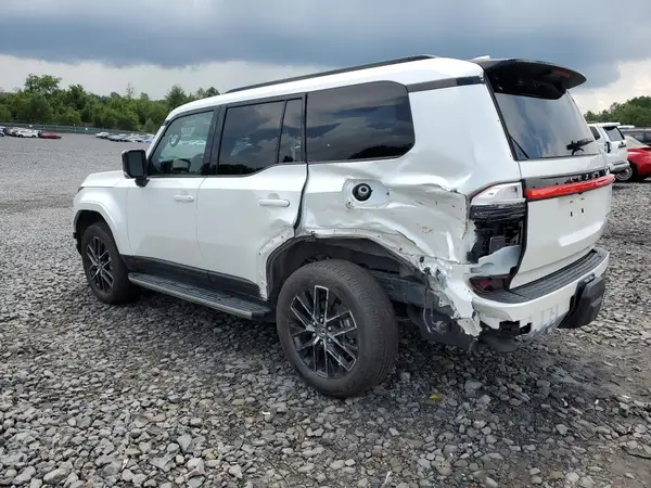 JTJTBCDX0R5031973 2024 LEXUS GX - Image 2