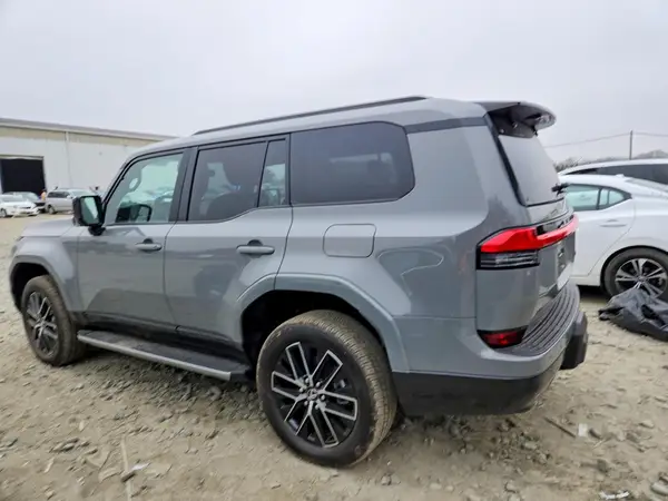 JTJTBCDX0S5054109 2025 LEXUS GX - Image 2