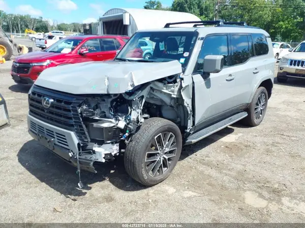 JTJTBCDX1R5011781 2024 LEXUS GX - Image 2